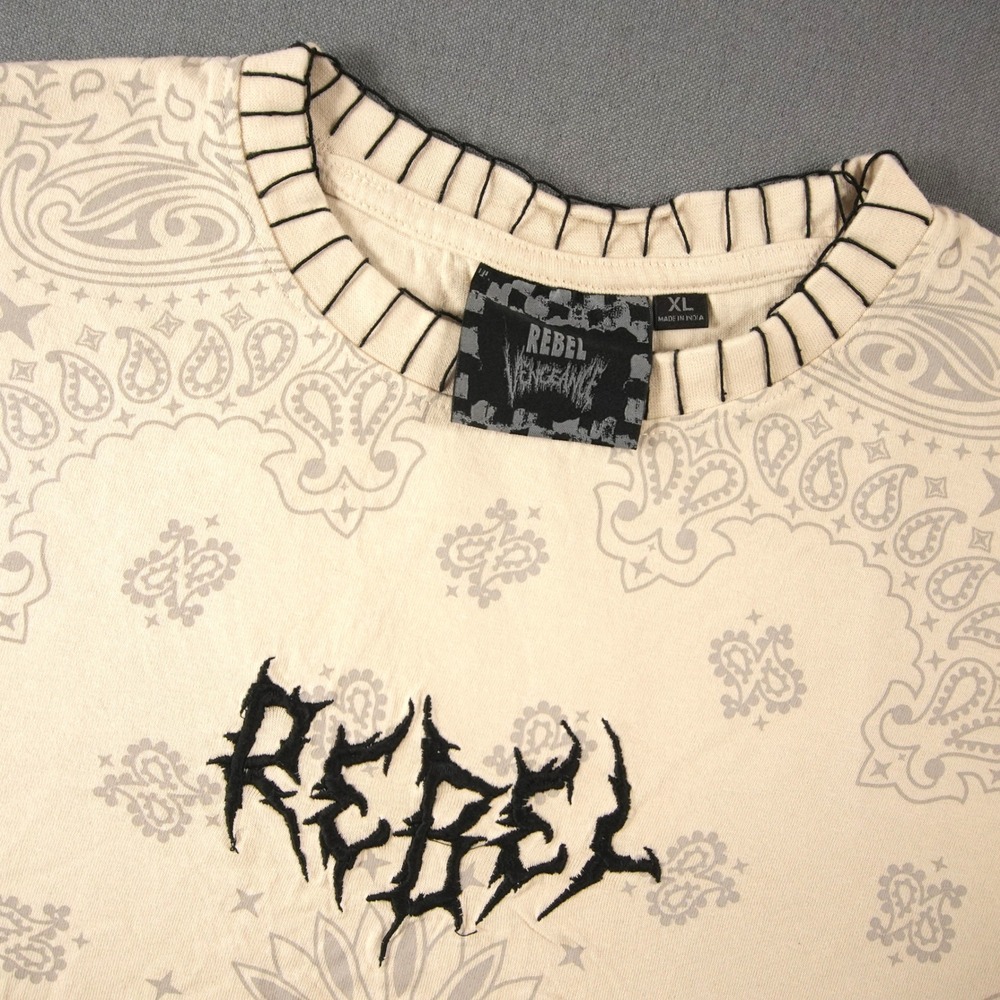 Rebel Vengeance Gothic Punk Bandana Paisley T-Shirt Men XL Cream Tee